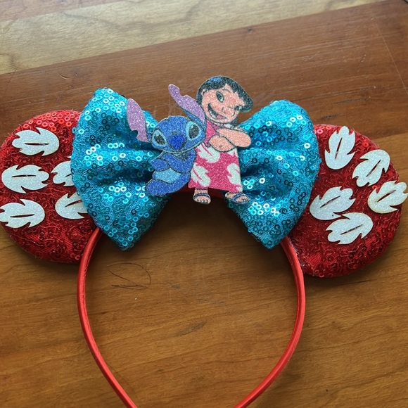 A disney mickey mouse ears - Picture 4 of 4